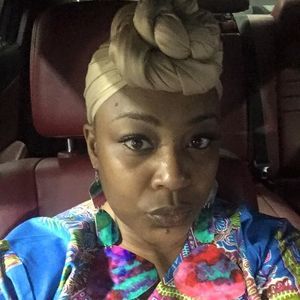 Meet your Posher, Noni